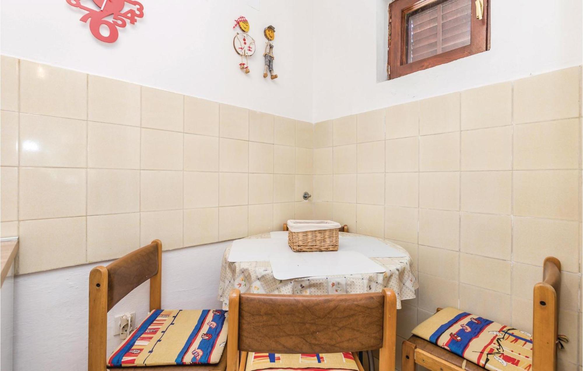 Stunning Apartment In Barbat-Rab With Wifi Barbat na Rabu Eksteriør bilde