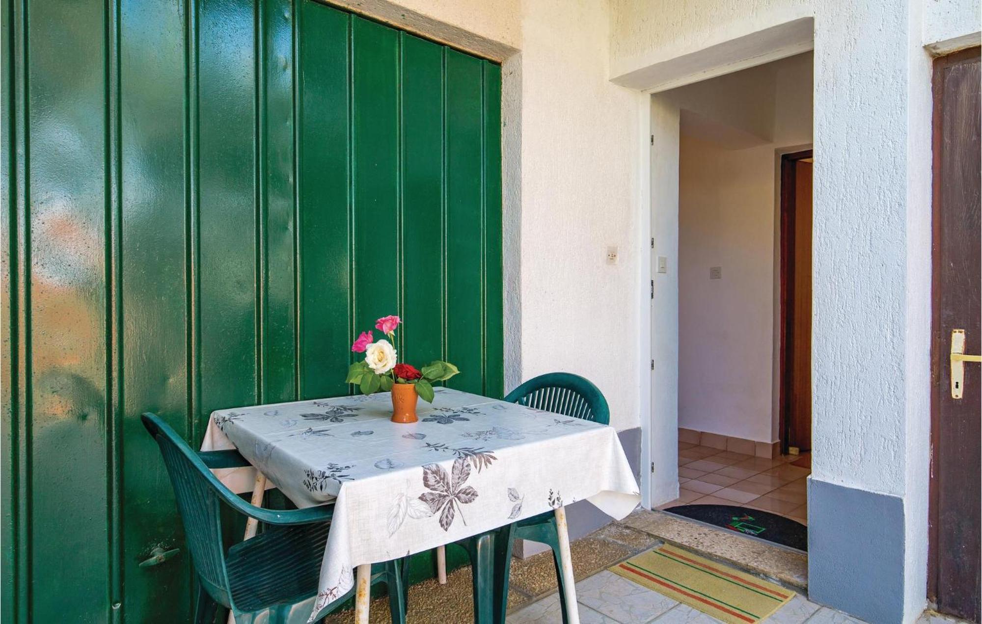 Stunning Apartment In Barbat-Rab With Wifi Barbat na Rabu Eksteriør bilde